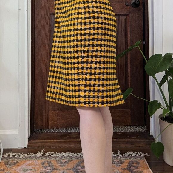 Yellow and Black Checkered Pencil Skirt - Picture 2 of 8